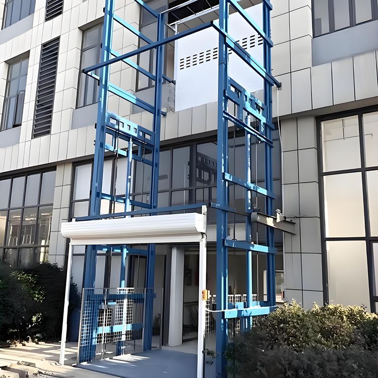固定导轨式升降机